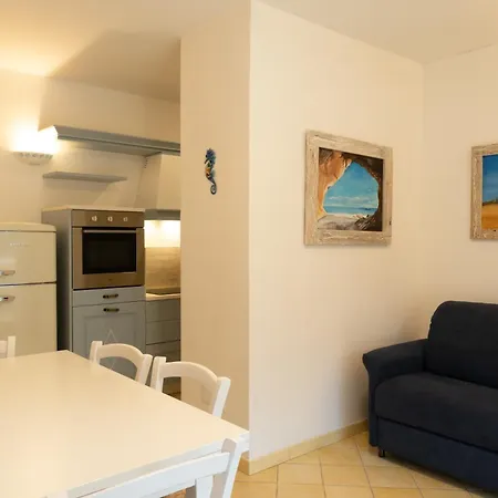 Feriehus Tamarici Cannigione